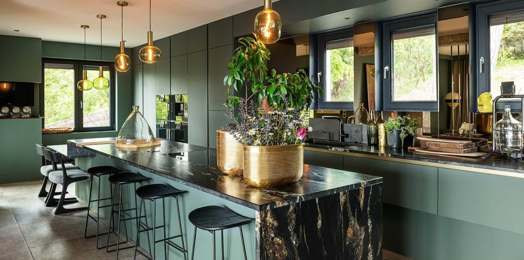 Cocinas abiertas al salón modernas y funcionales en Toledo. Glogevi Cocinas